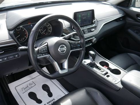 Used 2019 Nissan Altima 2.5 SL FWD image 19