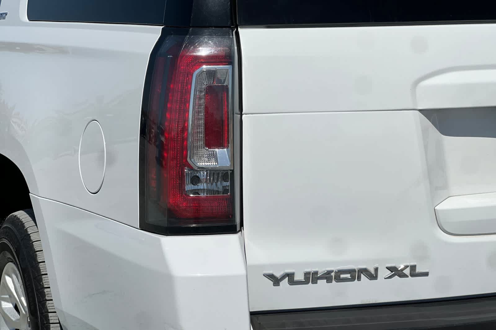 Used 2019 GMC Yukon XL SLT AWD/4WD image 36