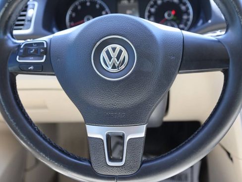 Used 2015 Volkswagen Passat 1.8T Limited Edition FWD image 18
