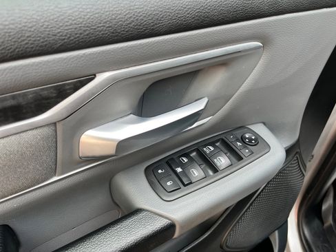 Used 2021 RAM 1500 Big Horn image 14