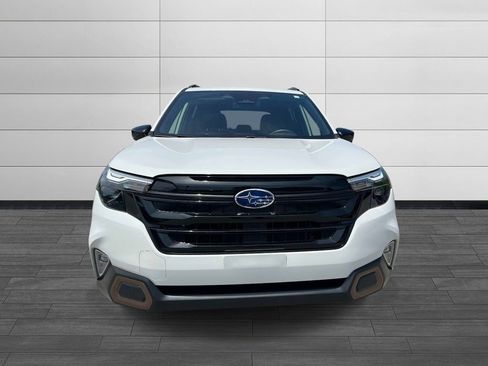 Used 2025 Subaru Forester Sport w/ Popular Package #1 AWD/4WD image 8