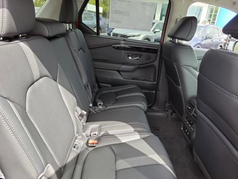 New 2026 Honda Pilot EX-L image 10