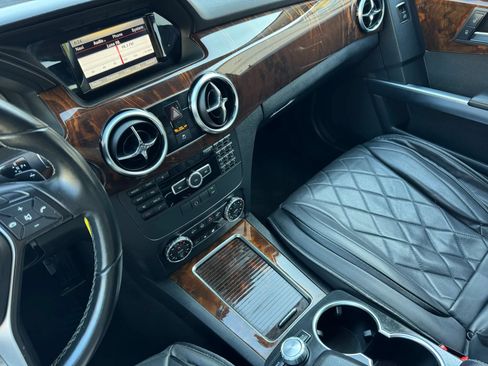 Used 2013 Mercedes-Benz GLK 350 2WD image 35