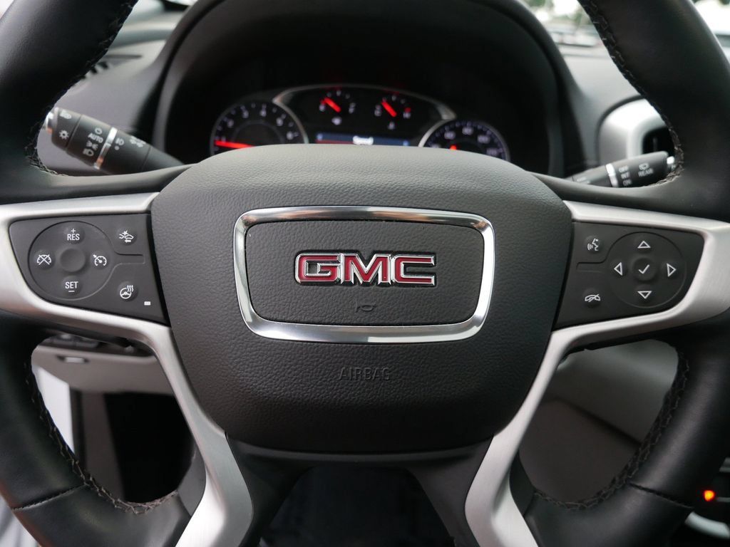 Used 2023 GMC Terrain SLT w/ Infotainment Package II AWD/4WD image 17