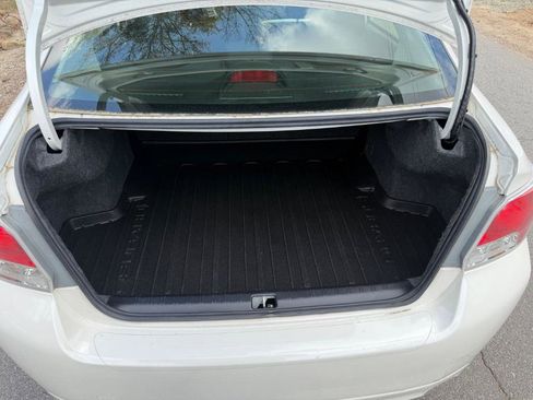 Used 2014 Subaru Impreza 2.0i Premium w/ All-Weather Package w/CVT image 16