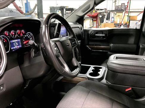 Used 2019 Chevrolet Silverado 1500 LT Trail Boss image 16