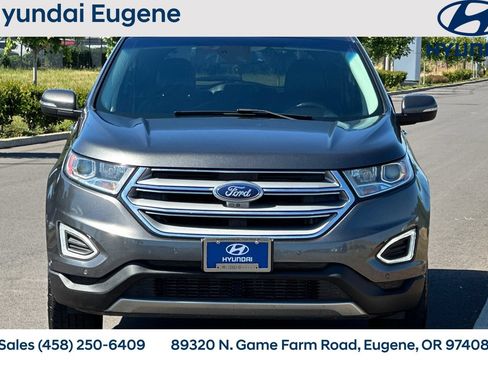 Used 2016 Ford Edge Titanium w/ Equipment Group 302A AWD/4WD image 10