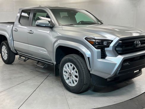 New 2026 Toyota Tacoma SR5 AWD/4WD image 7
