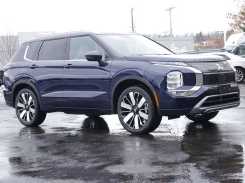 New 2026 Mitsubishi Outlander SEL image 9