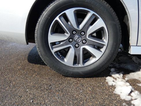 Used 2015 Honda Odyssey Touring Elite image 28