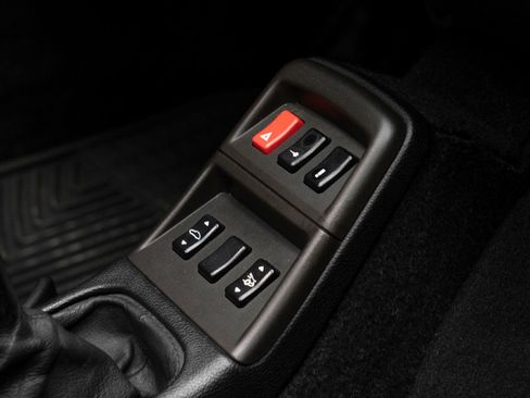 Used 1996 Porsche 911 Carrera 4S AWD/4WD image 34