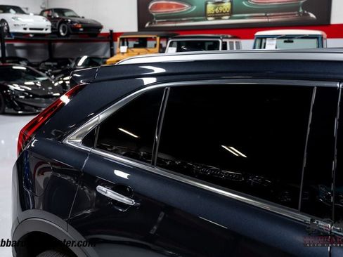 Used 2023 Cadillac XT4 Premium Luxury FWD image 37