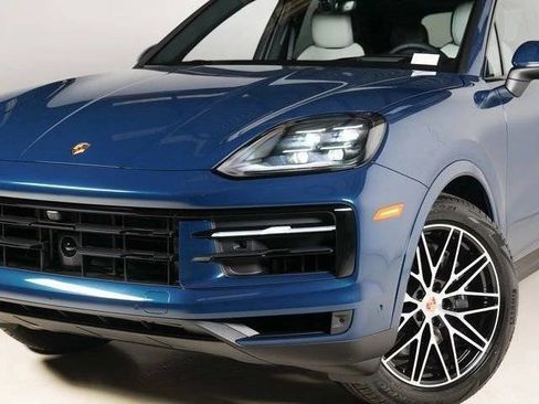 New 2026 Porsche Cayenne AWD/4WD image 27