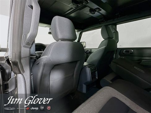 Used 2025 Ford Bronco Big Bend image 17