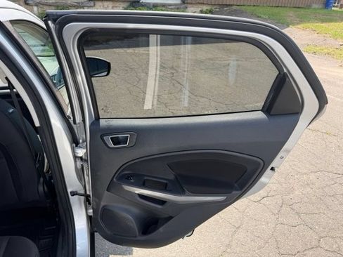Used 2018 Ford EcoSport SE w/ SE Convenience Package FWD image 14