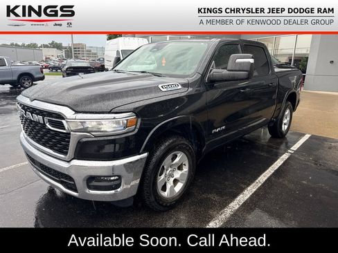 Used 2025 RAM 1500 Big Horn AWD/4WD image 1
