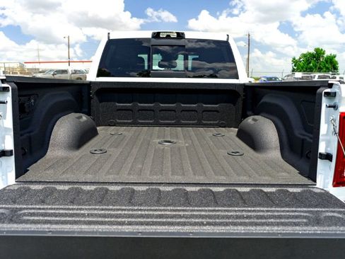 New 2026 RAM 2500 Laramie w/ Night Edition AWD/4WD image 26