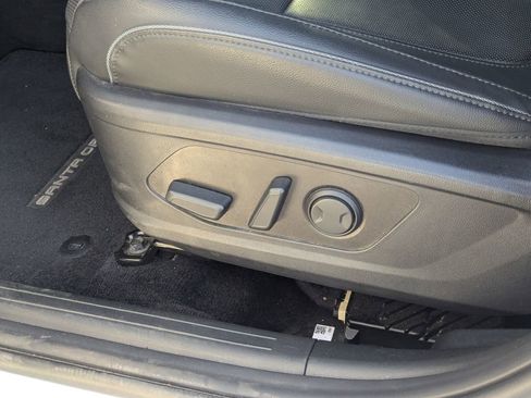 Used 2022 Hyundai Santa Cruz Limited image 28