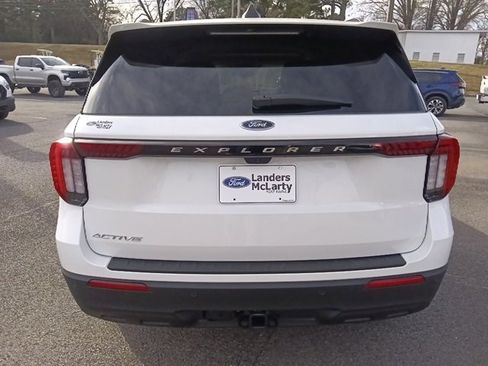 New 2026 Ford Explorer Active image 4