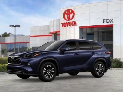 New 2026 Toyota Highlander XLE AWD/4WD image 2