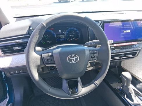 New 2026 Toyota Camry XLE AWD/4WD image 13