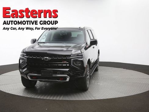 Used 2025 Chevrolet Suburban Z71 AWD/4WD image 56