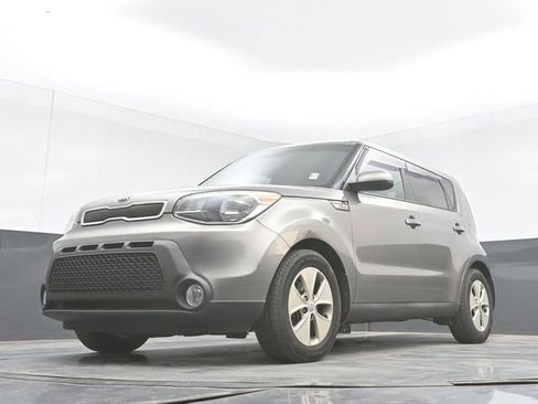 Used 2016 Kia Soul FWD image 28