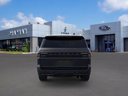 New 2026 Lincoln Navigator Reserve AWD/4WD image 5
