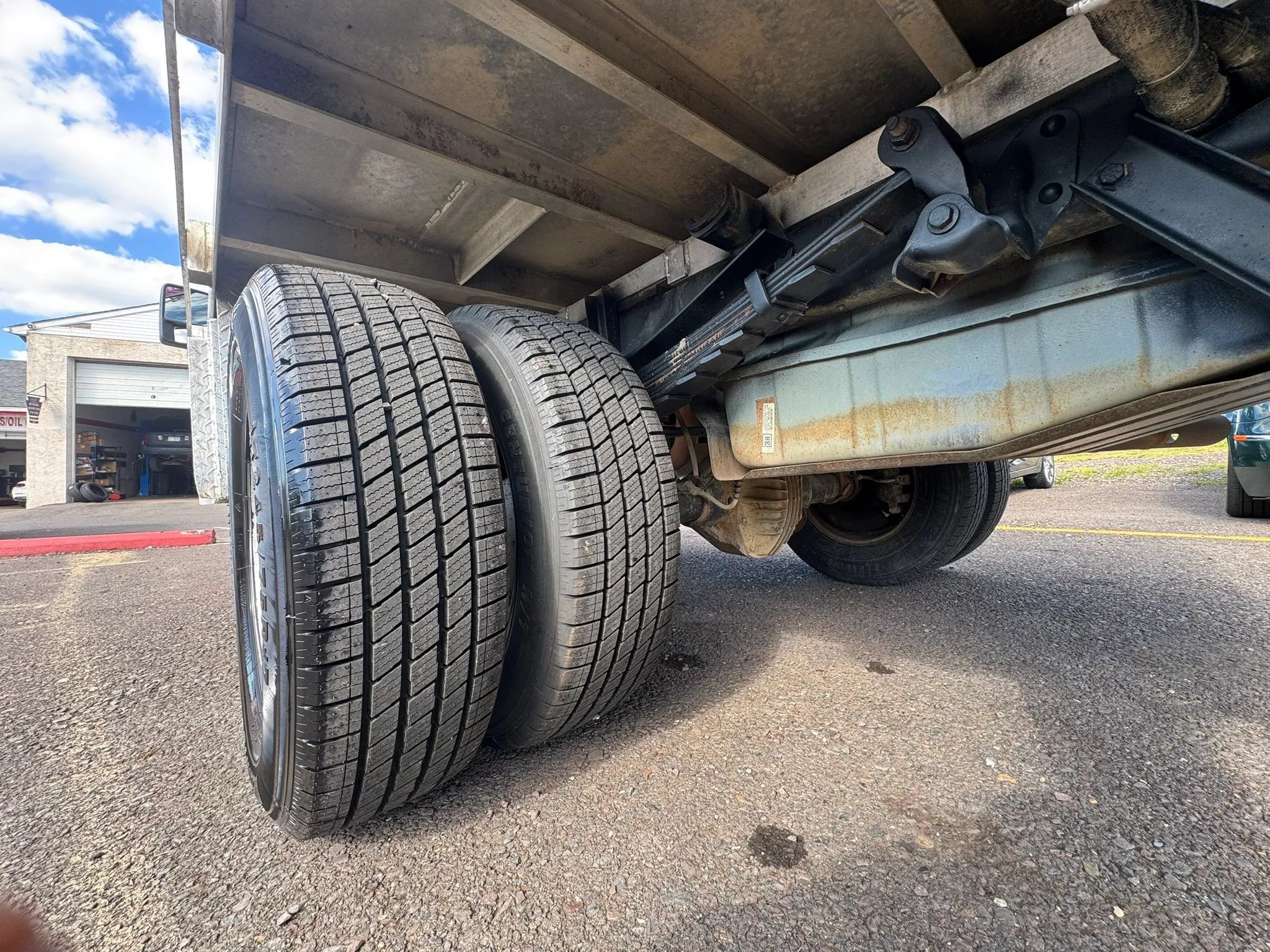 Used 2009 Ford F350 4x4 Regular Cab DRW Super Duty image 15