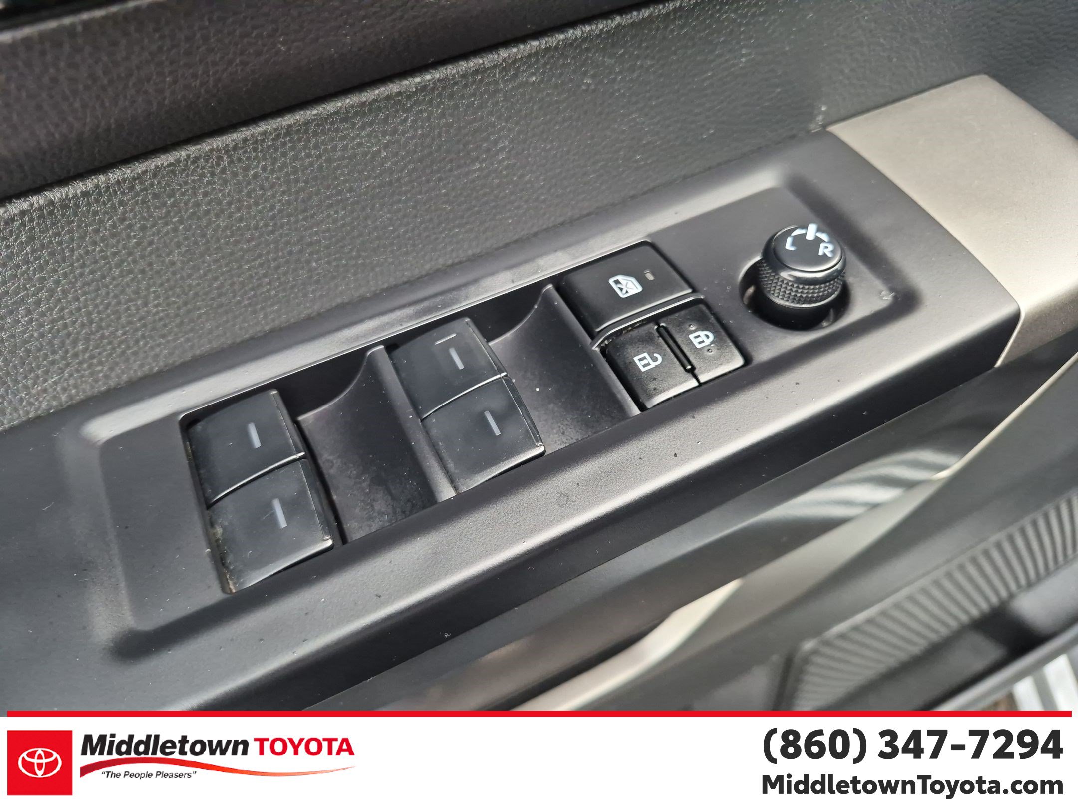 Used 2024 Toyota Tundra SR5 AWD/4WD image 12