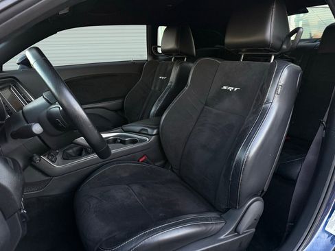 Used 2015 Dodge Challenger SRT Hellcat image 23