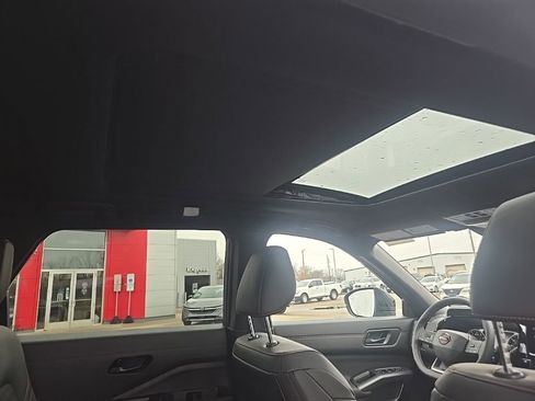 New 2026 Nissan Pathfinder Rock Creek image 33