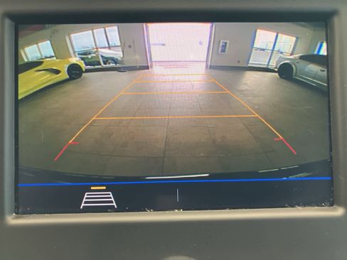 Used 2021 Chevrolet Equinox LT image 21