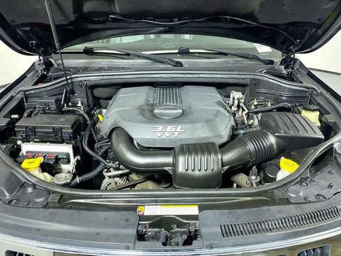 Used 2012 Jeep Grand Cherokee Laredo image 29