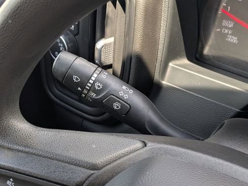 Used 2022 Chevrolet Silverado 1500 Custom RWD image 23