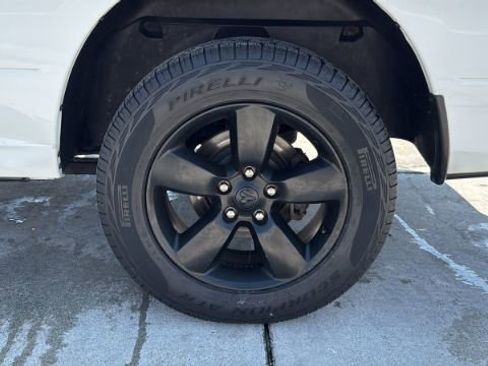 Used 2018 RAM 1500 Express w/ Express Value Package RWD image 18