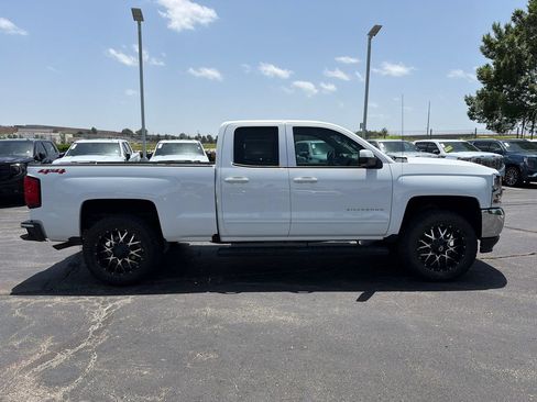 Used 2019 Chevrolet Silverado 1500 LT w/ All Star Edition AWD/4WD image 4
