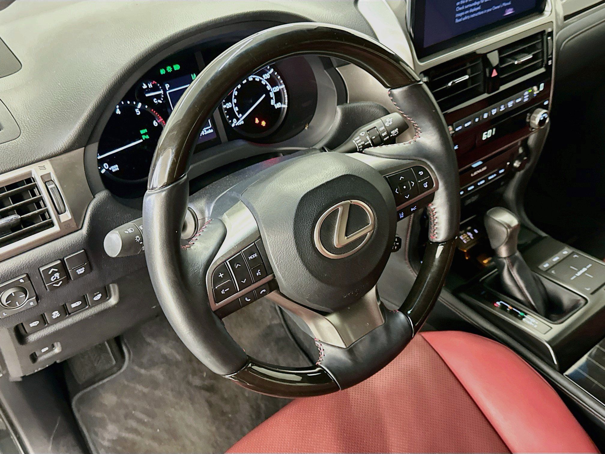 Used 2023 Lexus GX 460 Premium AWD/4WD image 18