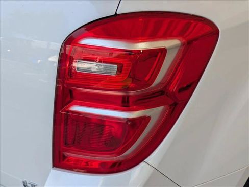 Used 2017 Chevrolet Equinox LT w/ Convenience Package FWD image 21