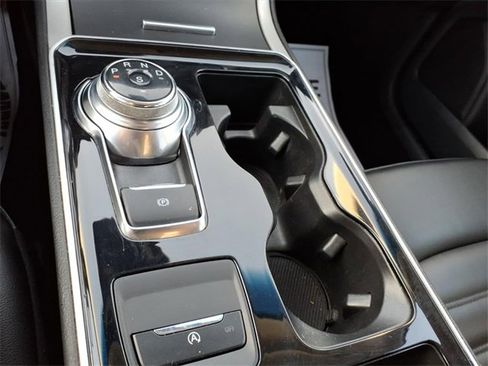 Certified 2020 Ford Edge SEL image 21