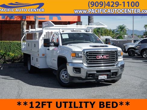 Used 2018 GMC Sierra 3500 2WD Regular Cab w/ Sierra Convenience Package image 1