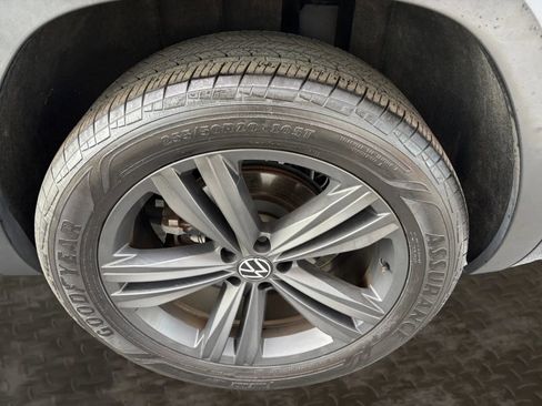 Used 2021 Volkswagen Atlas SE AWD/4WD image 40