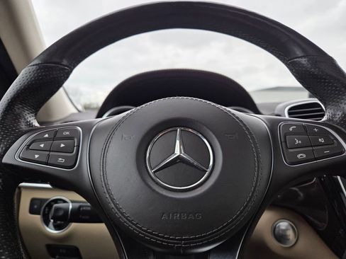 Used 2018 Mercedes-Benz GLS 450 4MATIC image 34