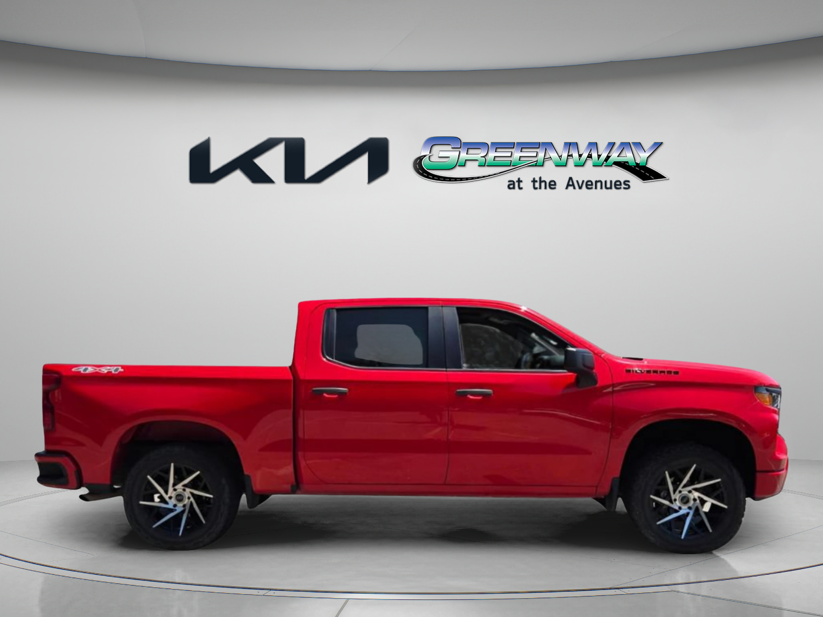 Used 2023 Chevrolet Silverado 1500 Custom AWD/4WD image 8