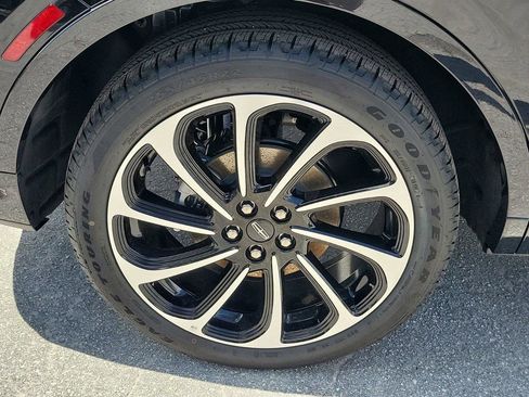 Used 2024 Lincoln Nautilus Black Label image 24