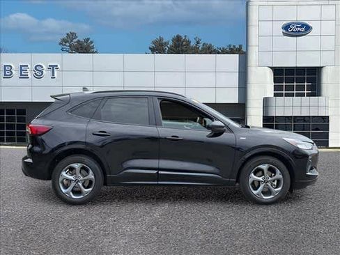 Used 2023 Ford Escape ST-Line w/ Tech Pack #1 AWD/4WD image 12