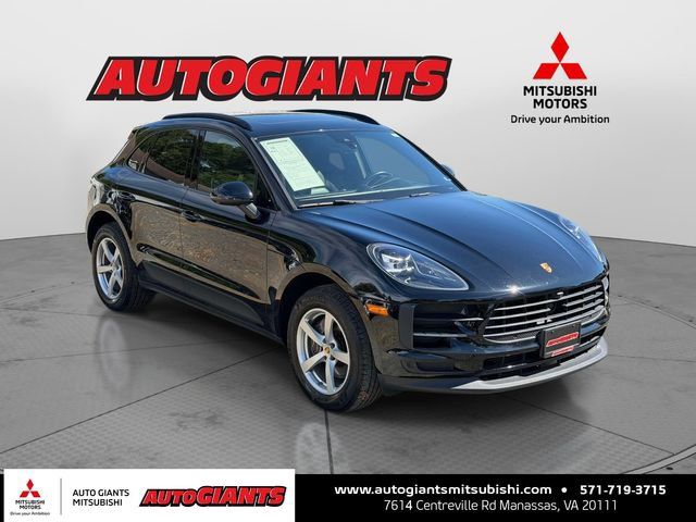 Used 2021 Porsche Macan AWD/4WD image 1