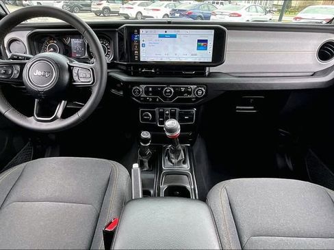 Used 2024 Jeep Wrangler Sport S image 7