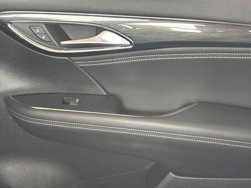 Used 2023 Buick Envision Essence AWD/4WD image 31