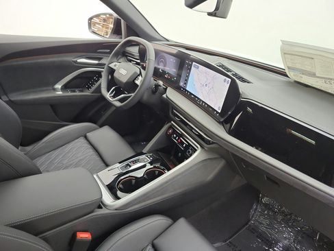 New 2026 Audi SQ5 Premium Plus AWD/4WD image 13